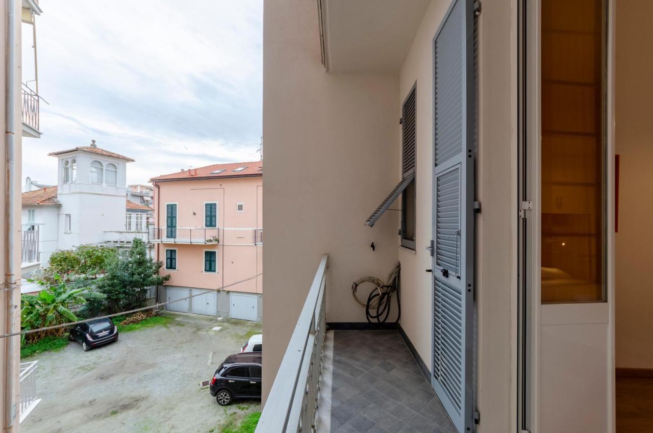 Joivy Apt For 4, Metres From Beach, In Sestri Levante Exterior foto